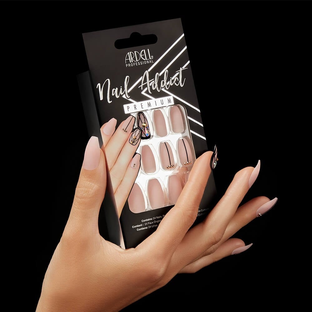 Ongles artificiels prêts à poser Ardell avec accessoires