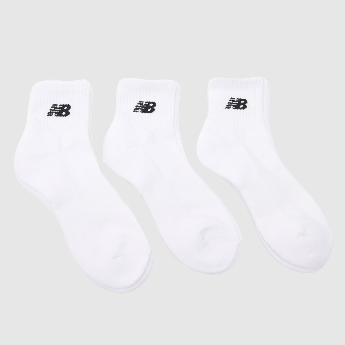 New Balance – Vita och svarta essentials-ankelstrumpor i 3-pack