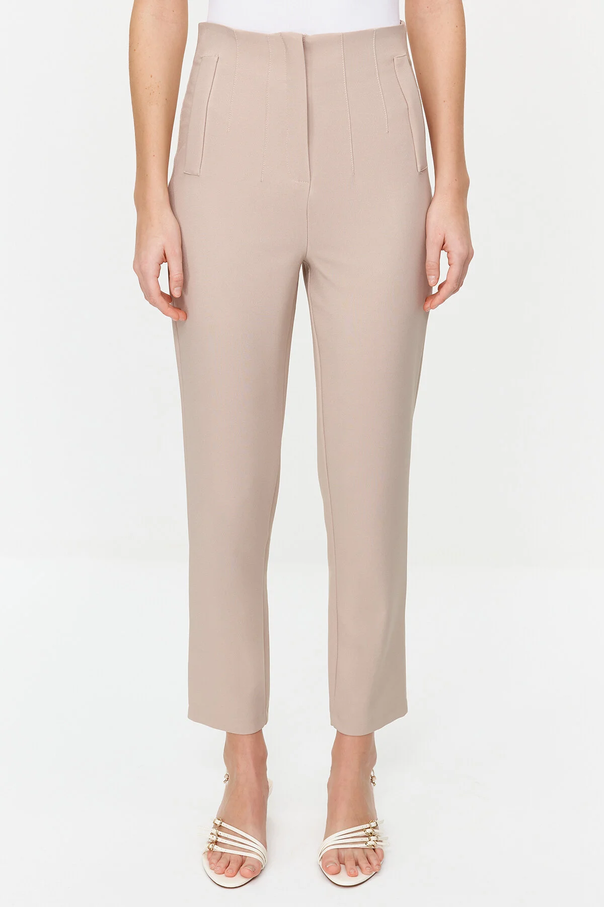 Trendyol Collection  Nerzfarbene, zigarettengemusterte, knöchellange Webhose mit hoher Taille TWOSS20PL0515