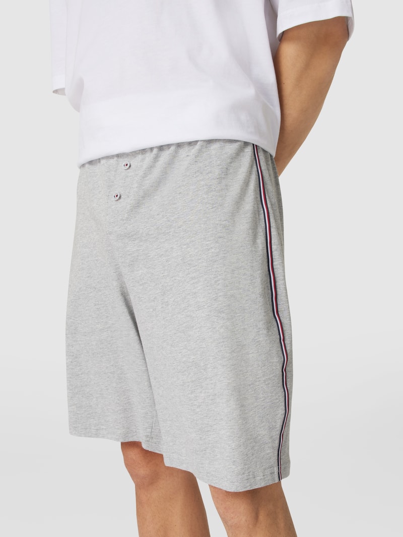 Pyjama-Shorts mit Logo-Stitching in hellgrau
