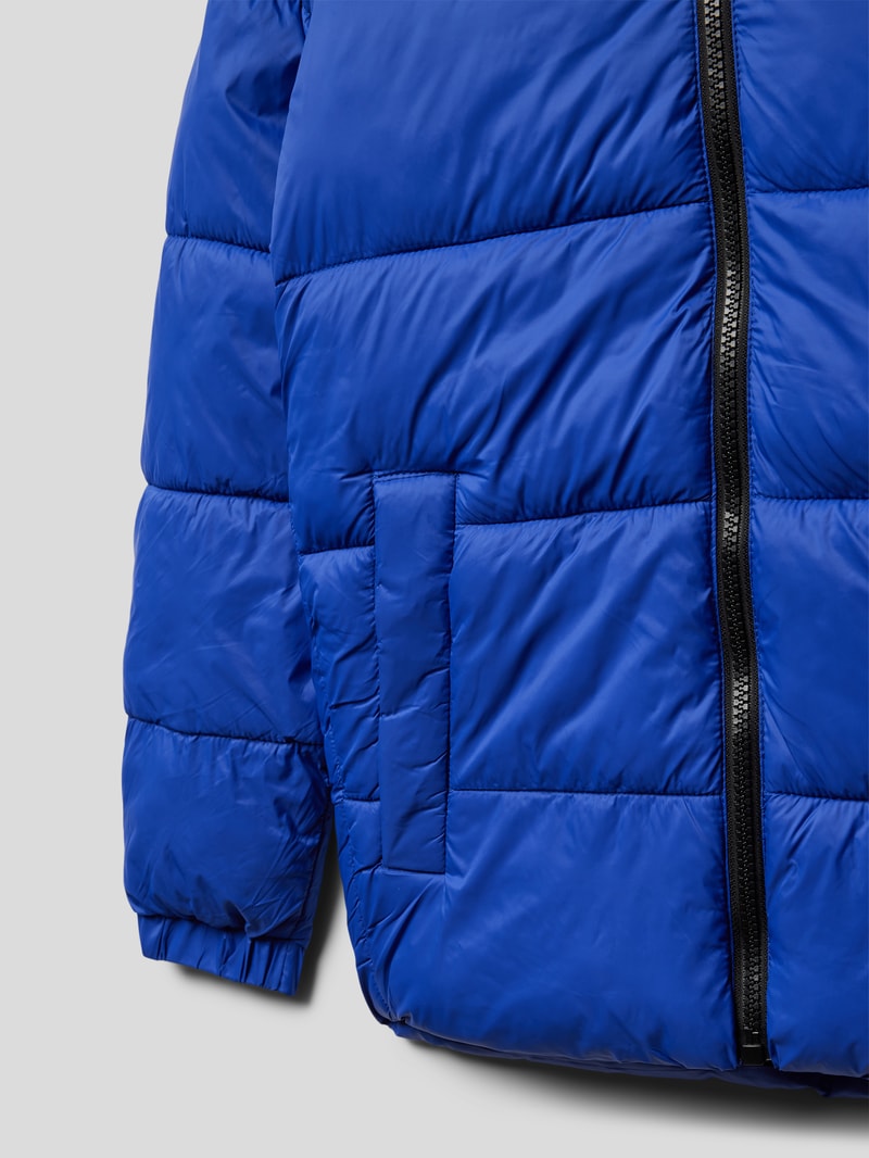 Steppjacke mit Label-Detail Modell 'ETOBY' in royalblau