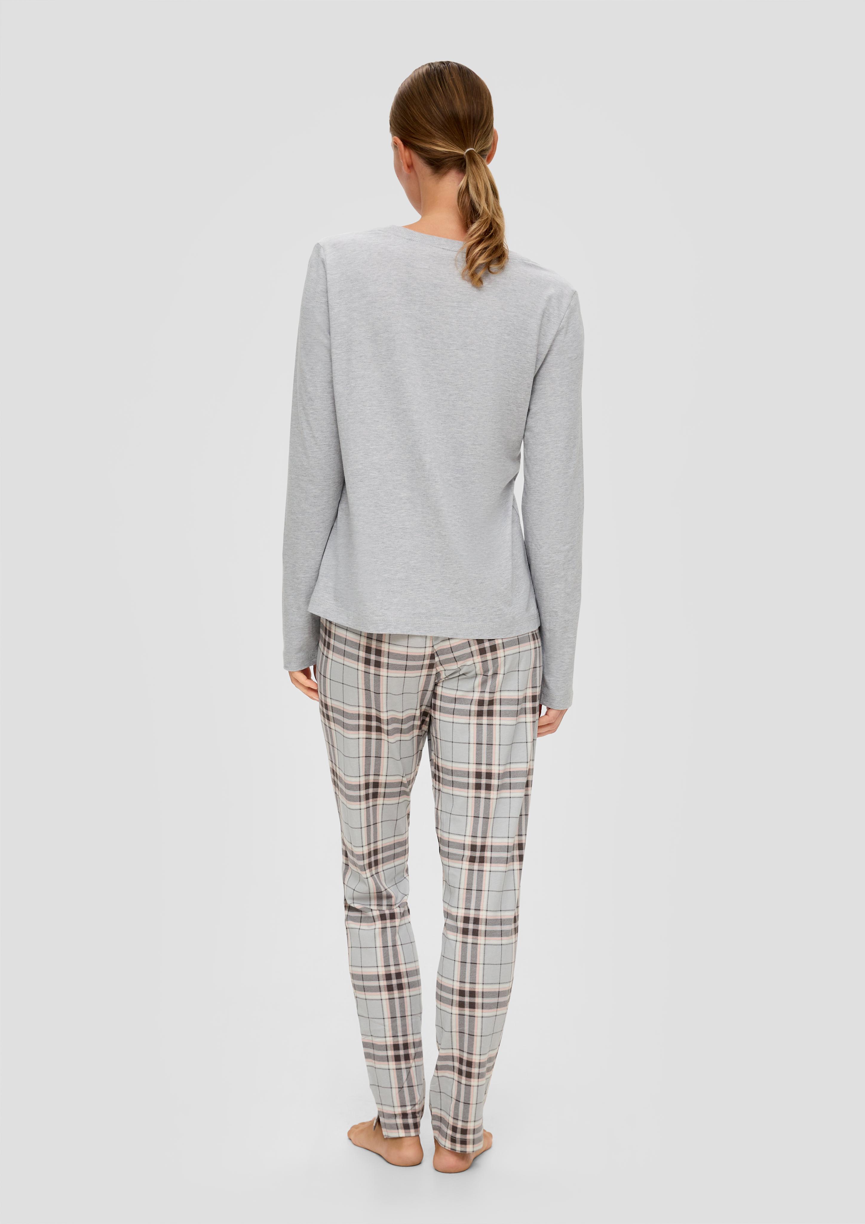 Pyjama Langarmshirt aus Viskose-Baumwollmix  6009001-9000