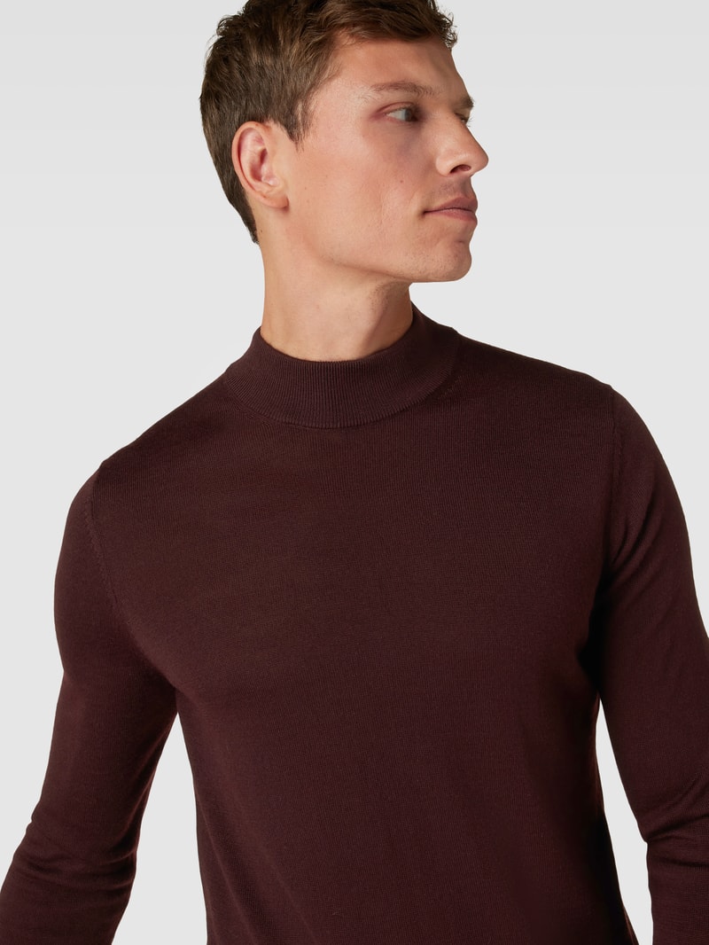Strickpullover mit Rollkragen in bordeaux rot