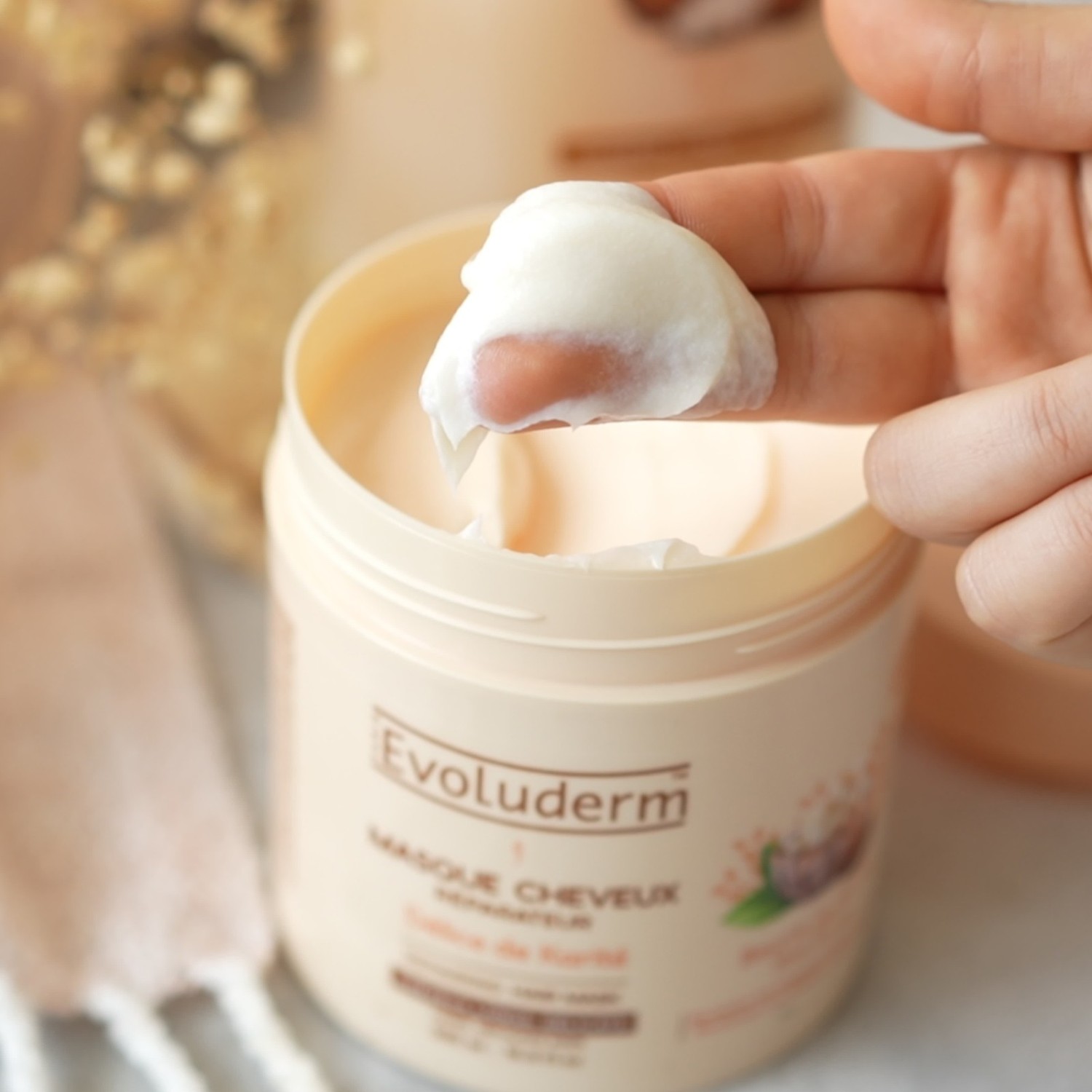 „Evoluderm Sheet Delight“ atkuriamoji plaukų kaukė