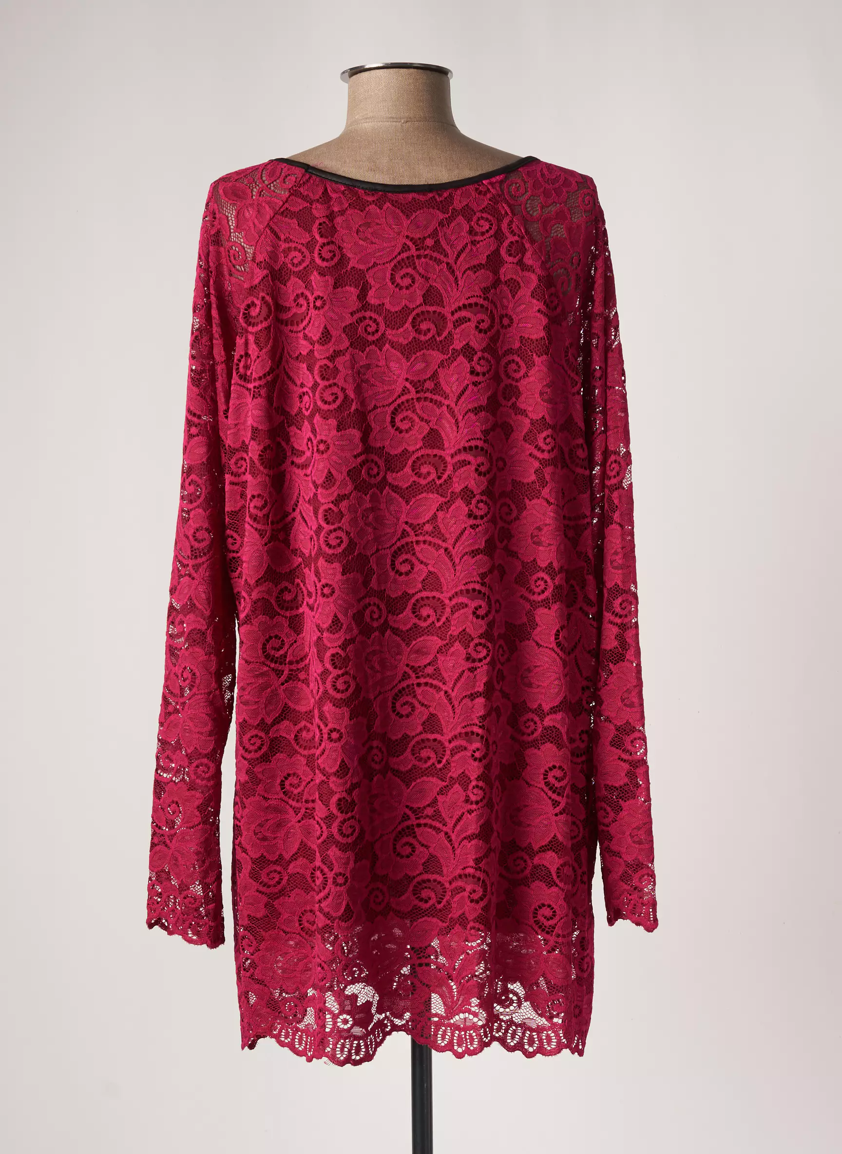 Made In Italy Robes Courtes Femme couleur rouge