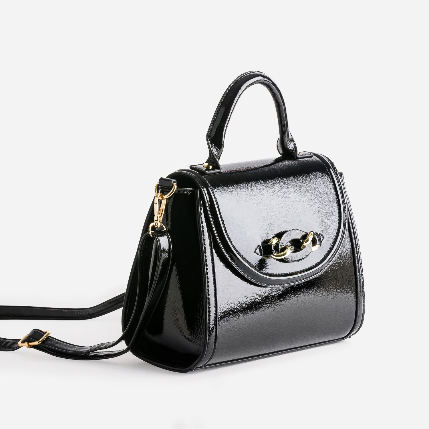 Sac à main noir avec anneaux