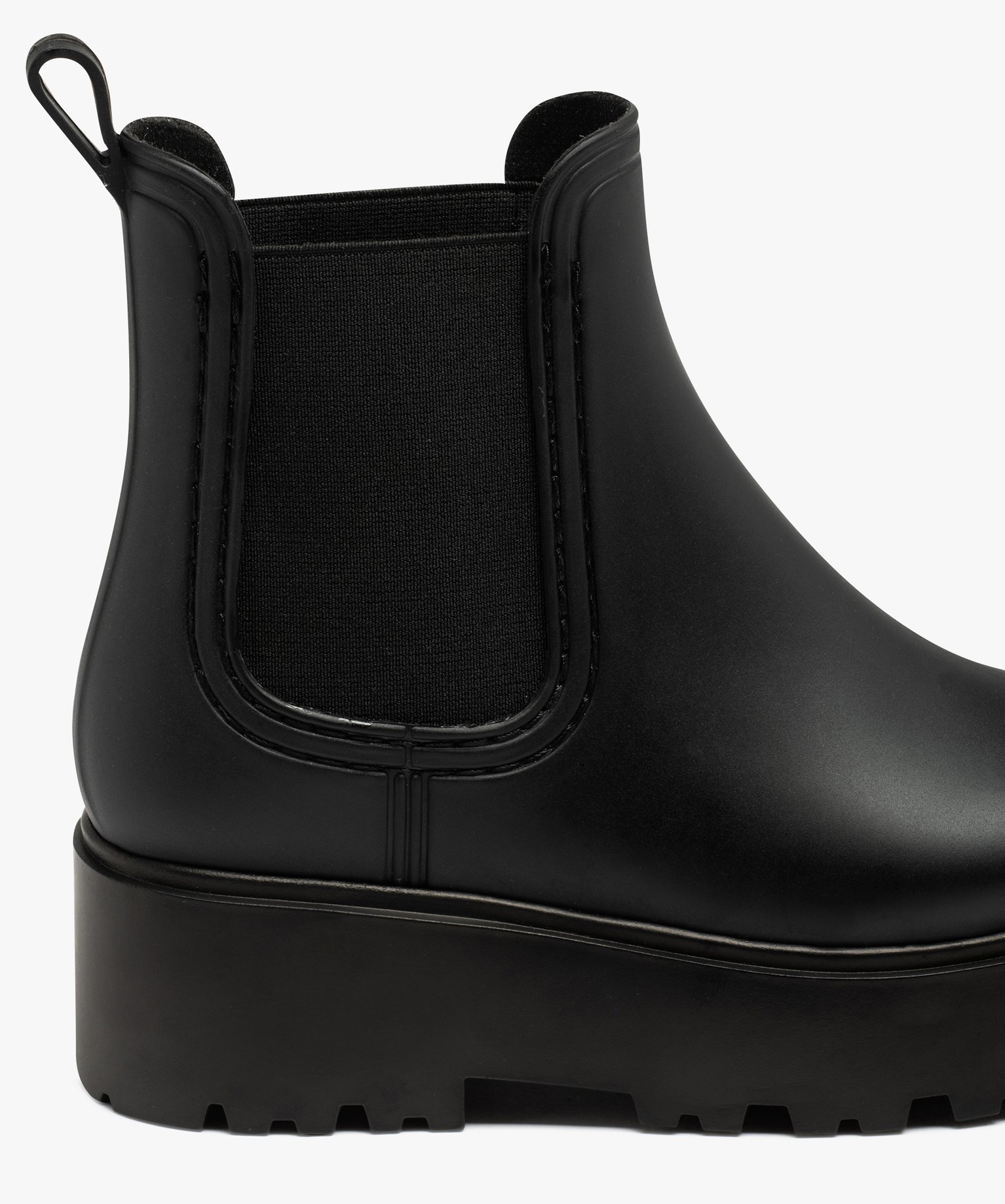 Boots femme unies style Chelsea à semelle plateforme crantée noir | GEMO