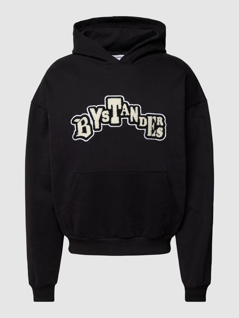 Hoodie mit Känguru-Tasche Modell 'PATCHWORK' in schwarz