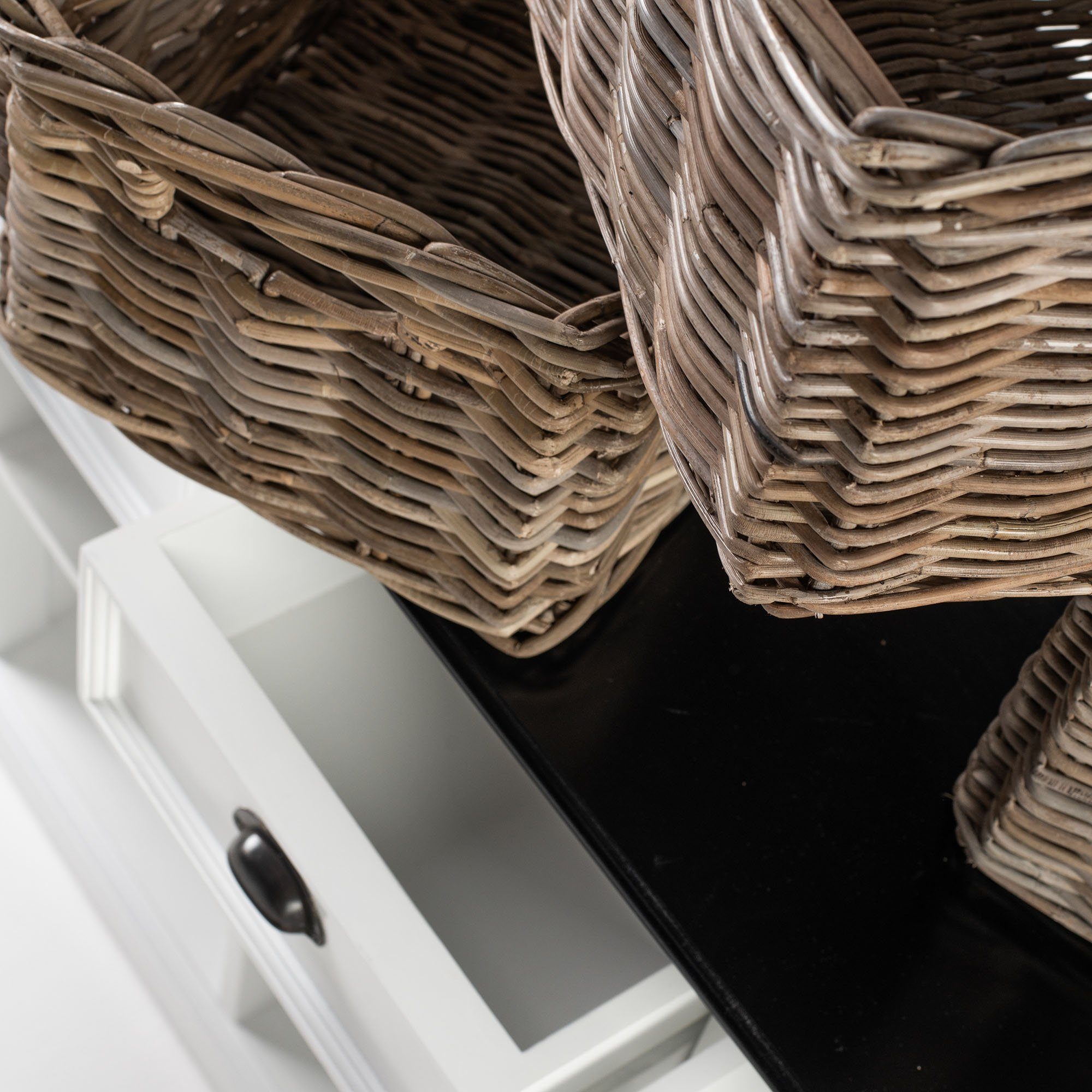 Novasolo Buffet Halifax Contrast Buffetschrank mit 4 Körben