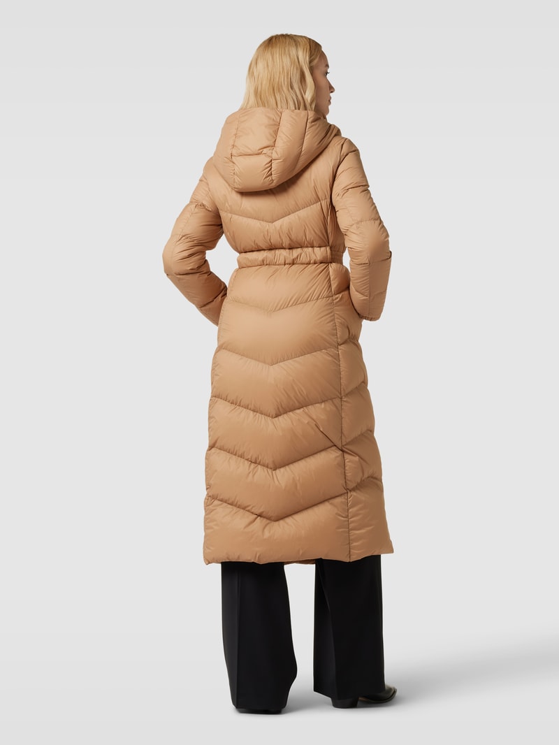 Steppmantel mit Kapuze Modell 'Pamaxi' in camel