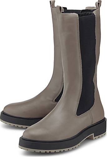 Another A Chelsea-Stiefel