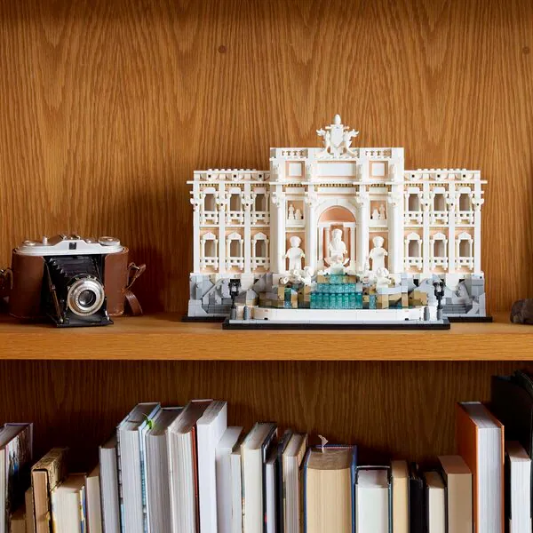 LEGO Architecture 21062 Trevi Fountain