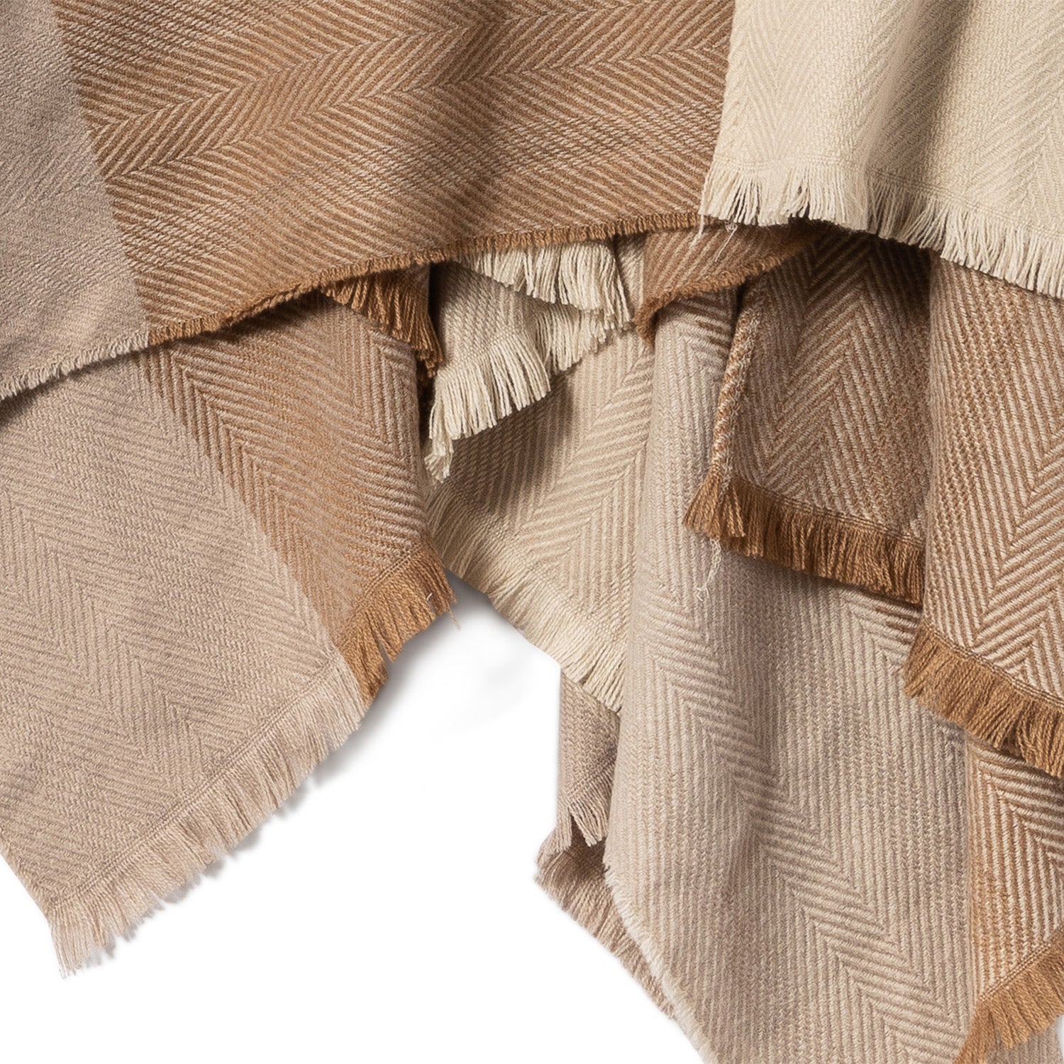 Poncho camel et écru à motif carreaux