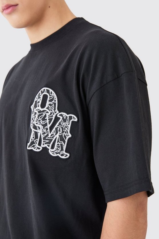 Oversize T-Shirt mit Applikation & Shorts