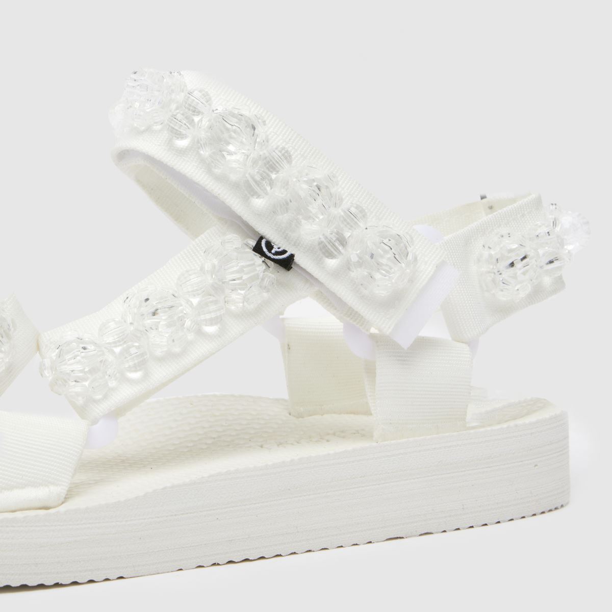 ARIZONA LOVE – Vita trekky-sandaler med kristallpärlor