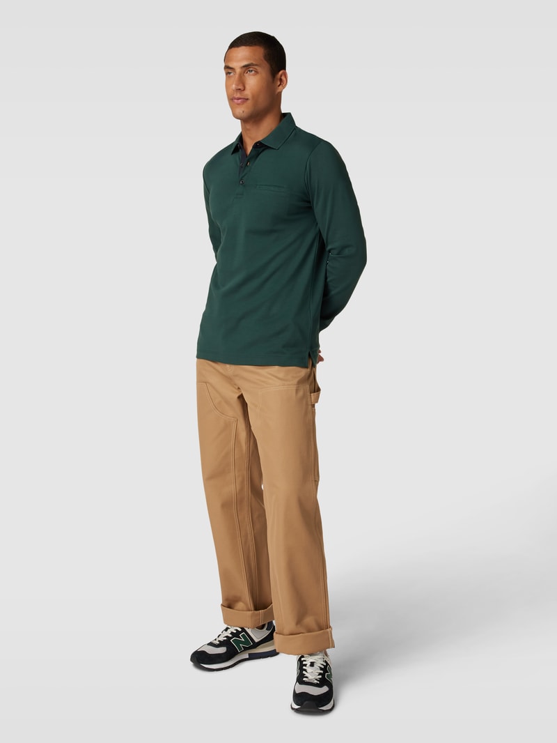 Longsleeve mit Polokragen und Brusttasche in grün