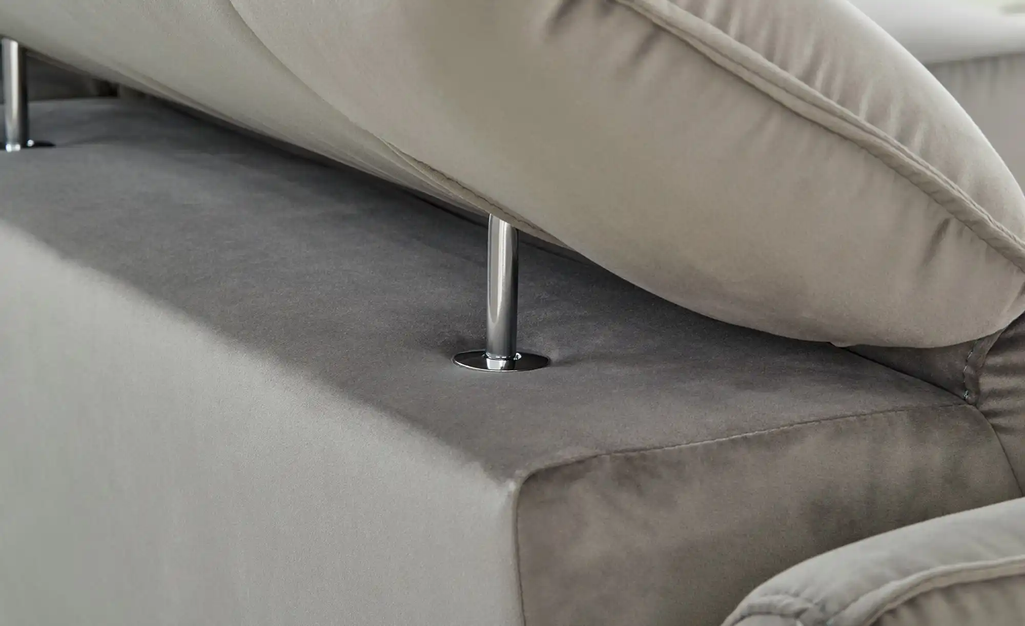 Primo Ecksofa mit elektrischer Relaxfunktion Hedy