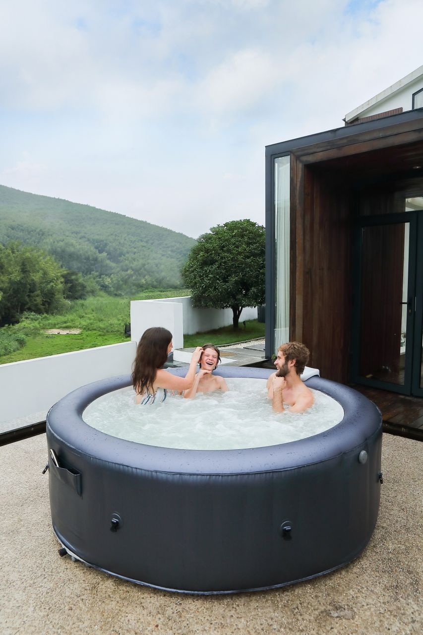 PureHaven MSpa PureHaven aufblasbarer Whirlpool 204x204x70 cm für 6 Personen selbstreinigend inkl. Filterkatuschen und Abdeckung Leergewicht 42 kg