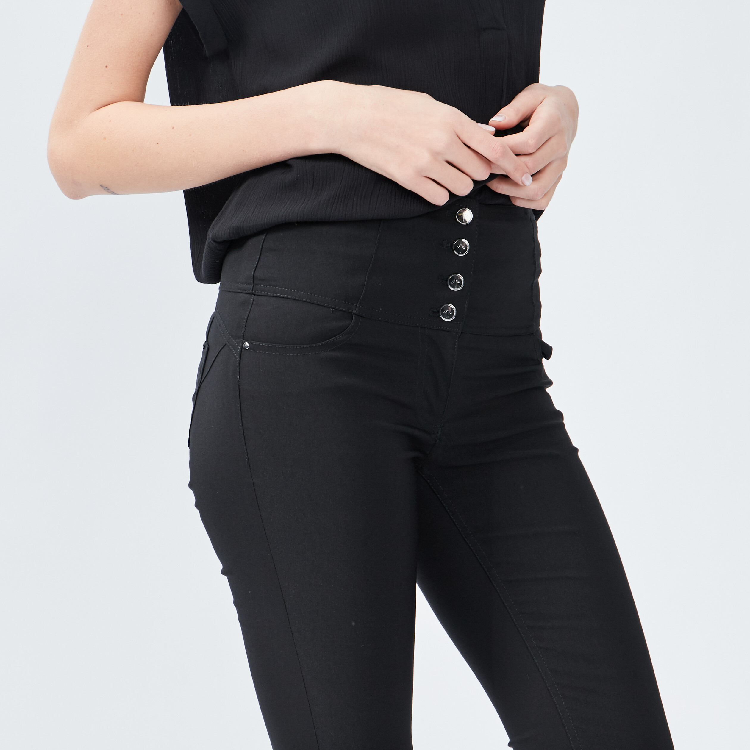 Pantacourt slim taille haute noir femme | La Halle