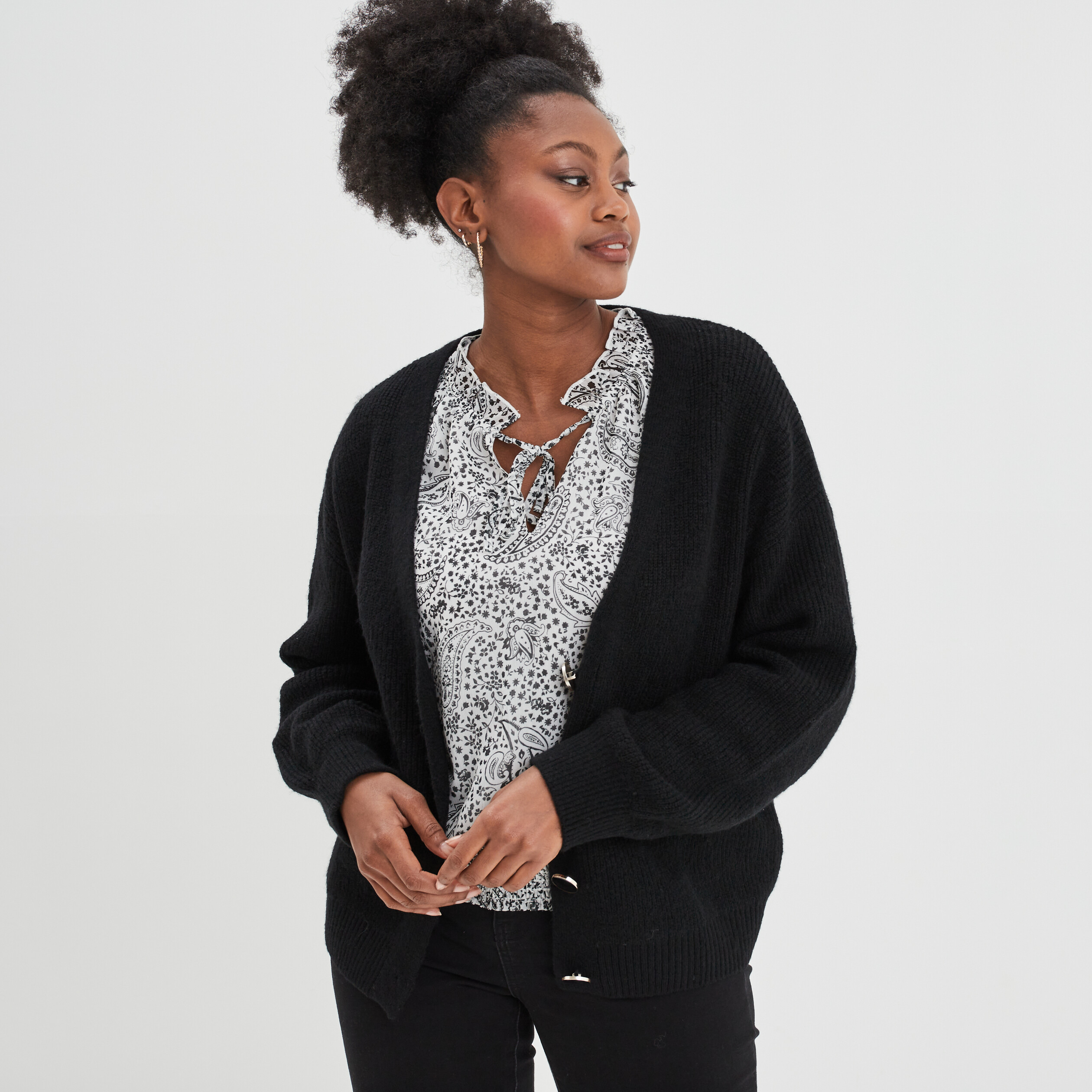 Gilet boutonné col en V noir femme | La Halle