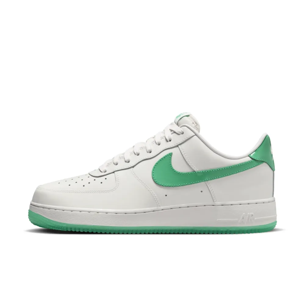 Nike Air Force 1 07 Platinum Tint HF4864-094 / weiss