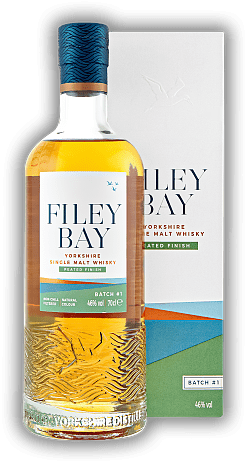 Filey Bay Single Malt Whisky Peated Finish Batch #1 Filey Bay Single Malt Whisky Peated Finish Batch #1 Weich und süß mit einem sanften Hauch von Rauch. 0,7	 Liter - Vol 46%