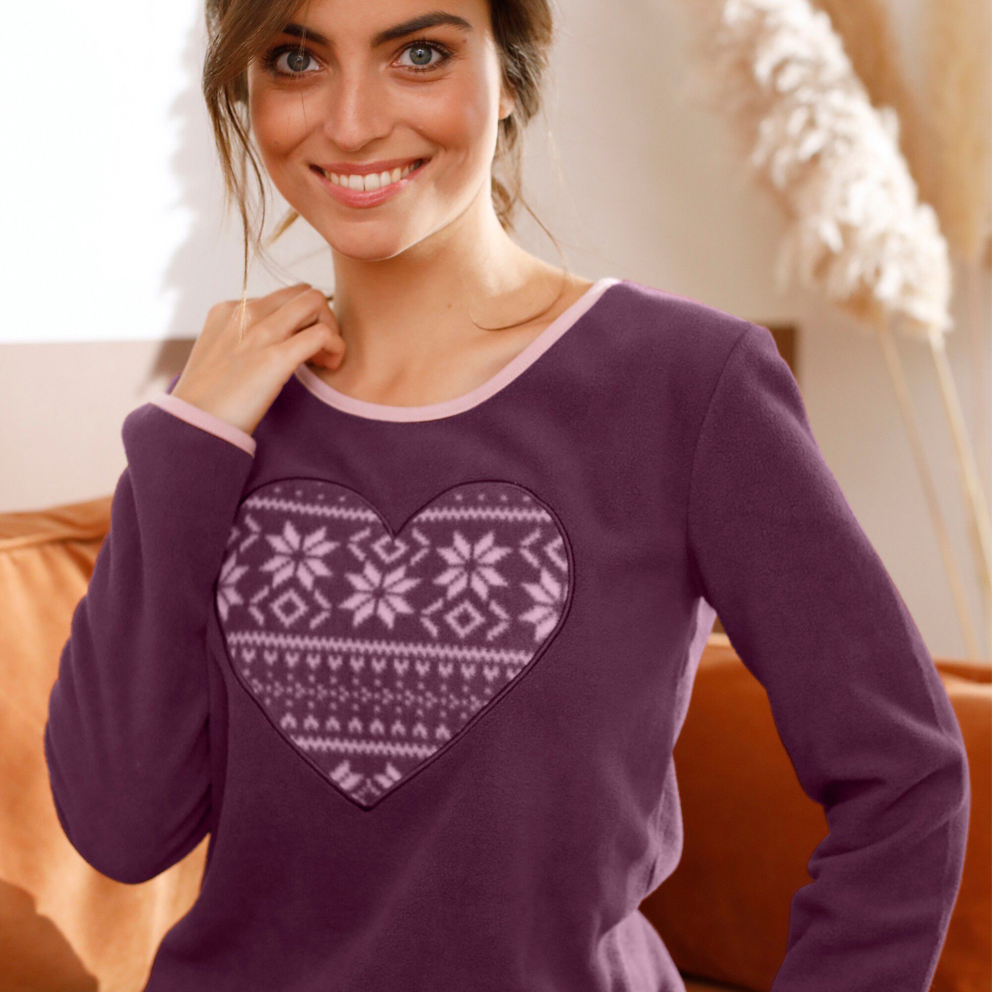 Pyjama pantalon maille polaire manches longues imprimé coeur