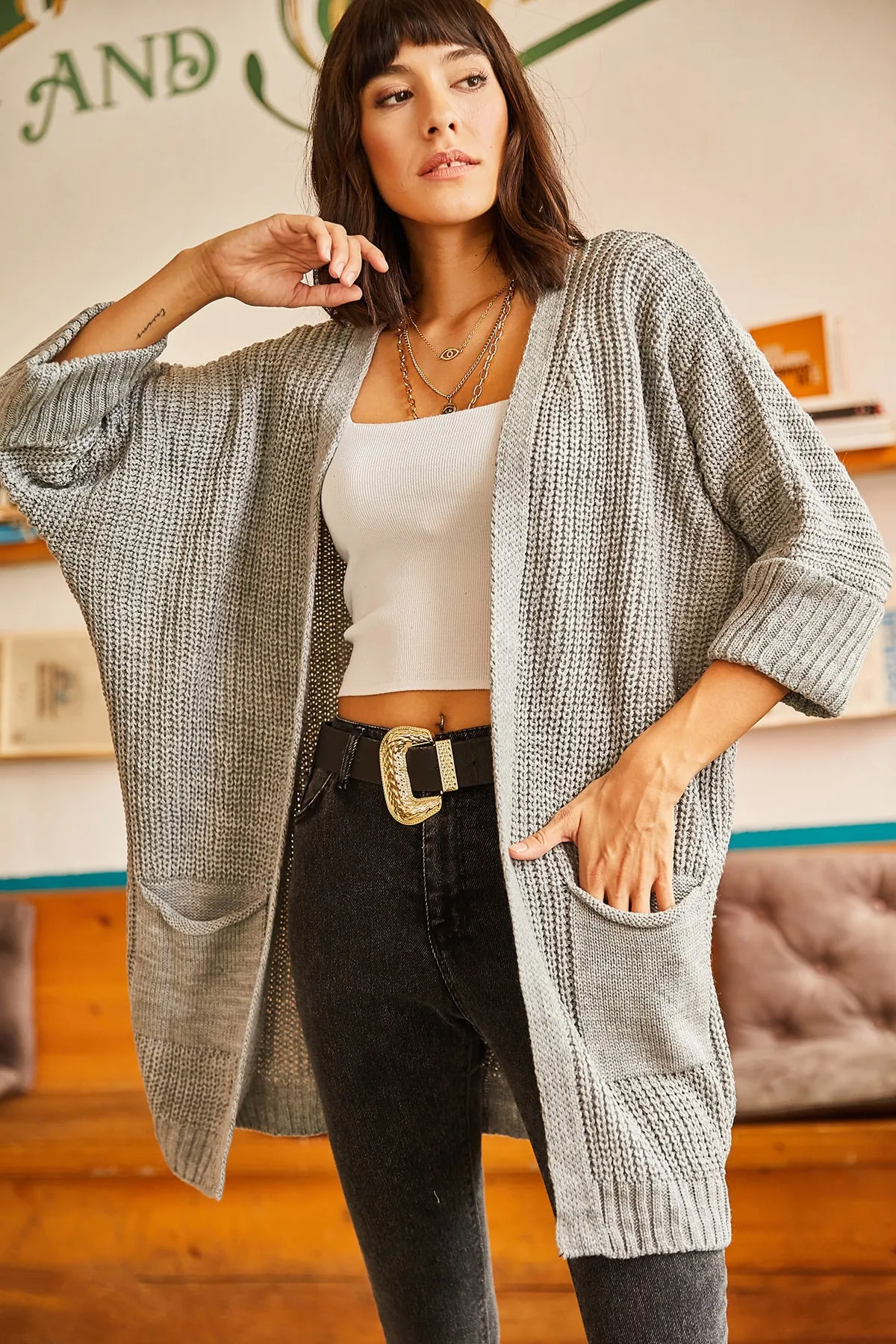 Olalook  Graue Strickjacke mit gefalteten Armtaschen für Damen HRK-19000123
