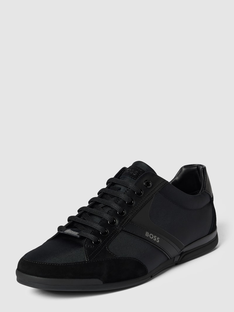 Sneaker aus Leder-Mix in schwarz