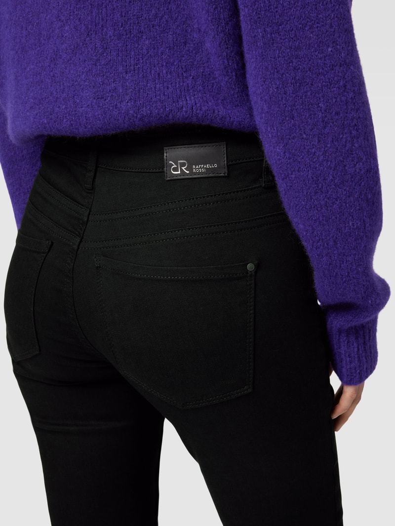 Skinny Fit Jeans im 5-Pocket-Design Modell 'AMAL' in schwarz