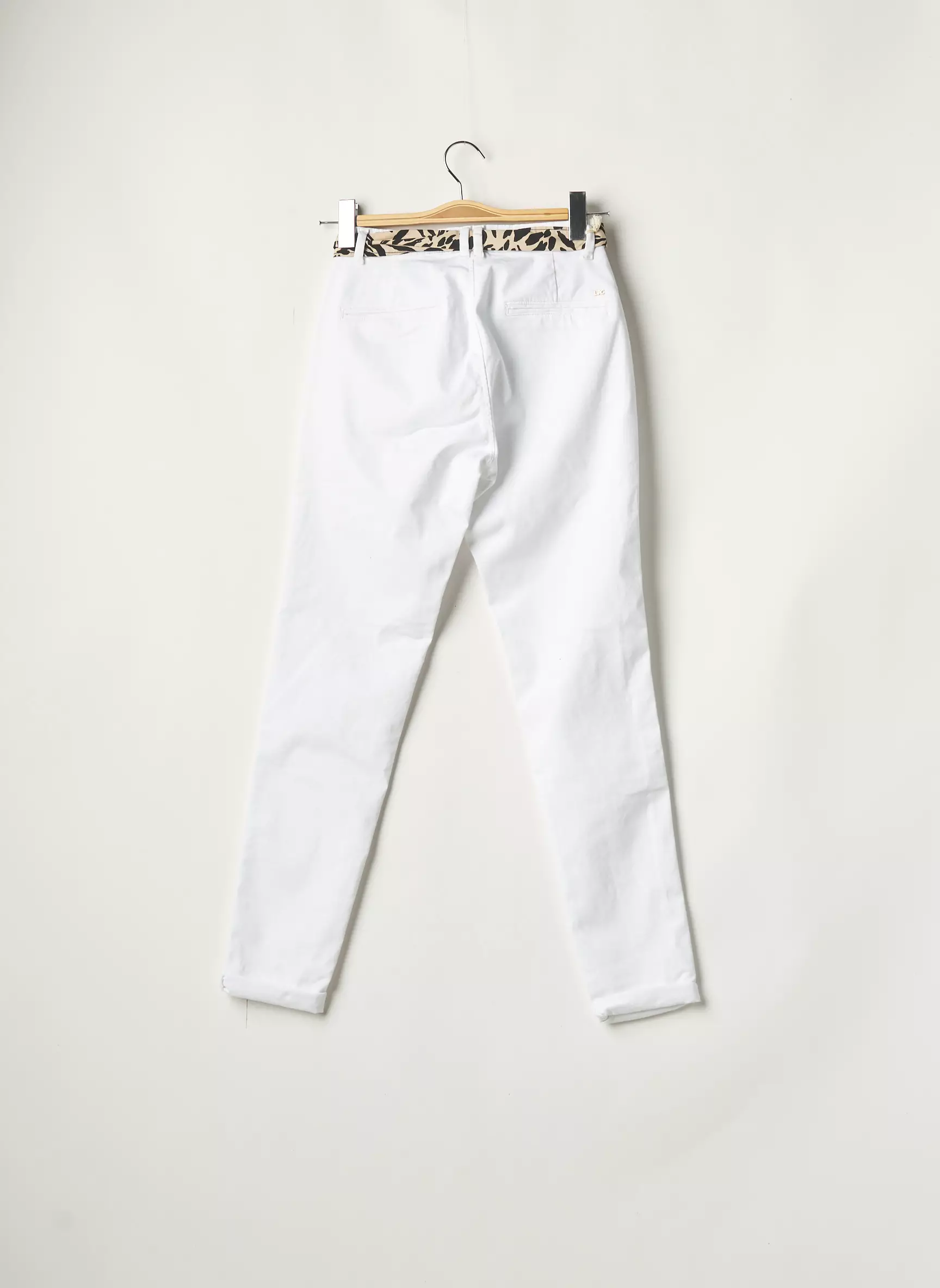 Le Temps Des Cerises Pantalons Chino Femme couleur blanc