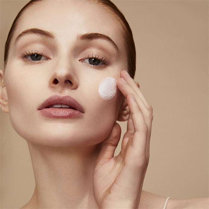 Skin-Refining Clay Scrub
