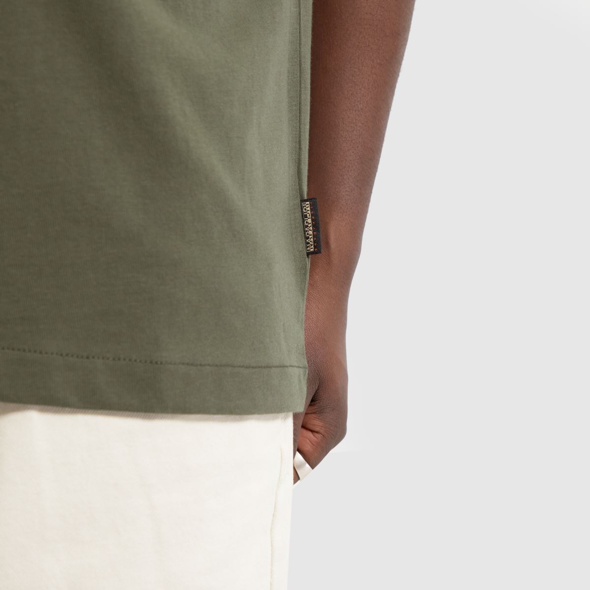 NAPAPIJRI s-box t-shirt i khaki