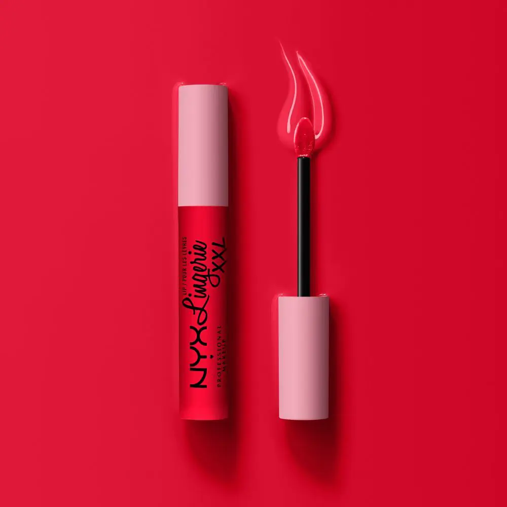NYX Lip Lingerie XXL Untamable течни кармин