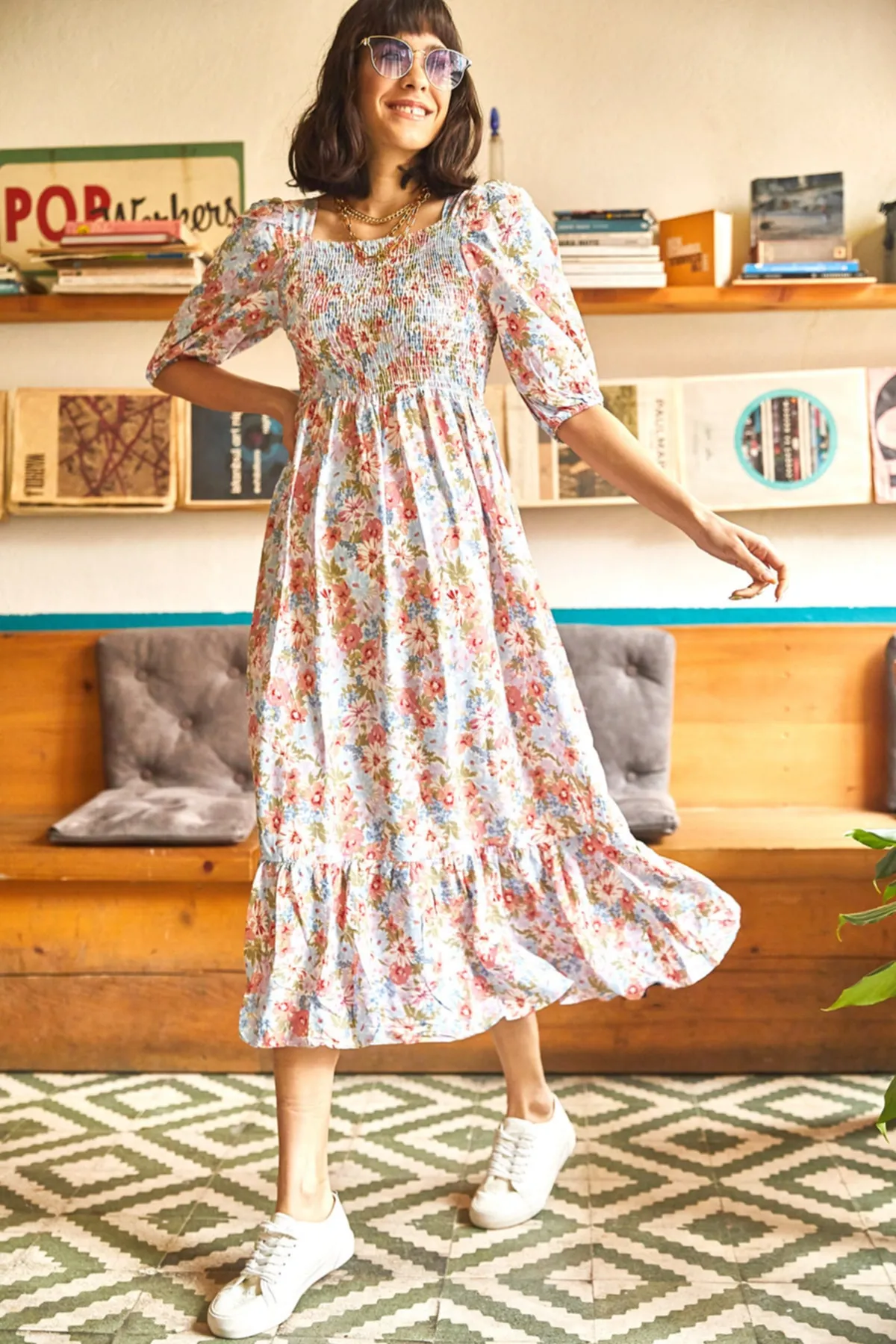 Olalook  Lässiges, gewebtes Viskosekleid mit Gimped-Muster für Damen in Blau und Rosa ELB-19001483