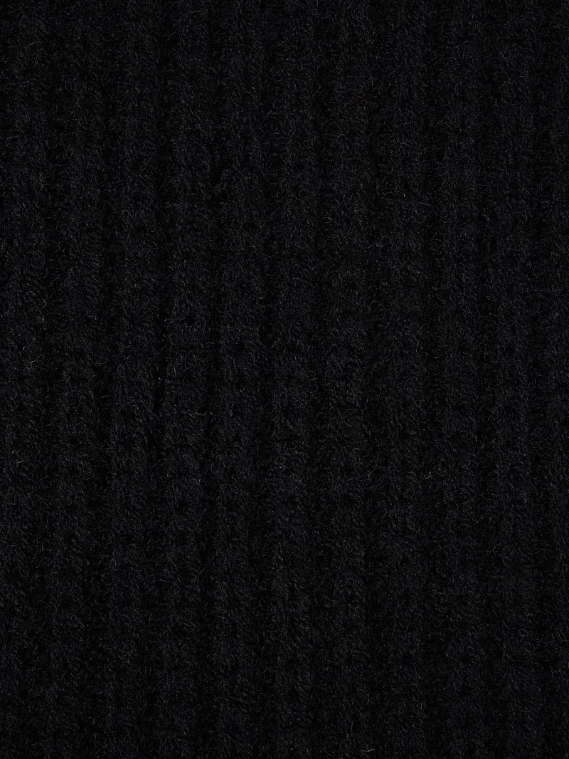 Schal mit Rippenstruktur in schwarz