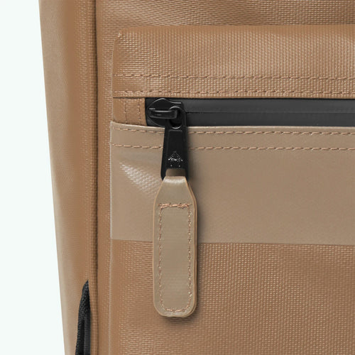 Explorer Medium Backpack Da Nang brown