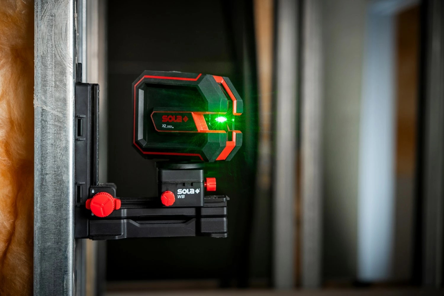 Sola 71014001 X2 Grüner professioneller Kreuzlinienlaser