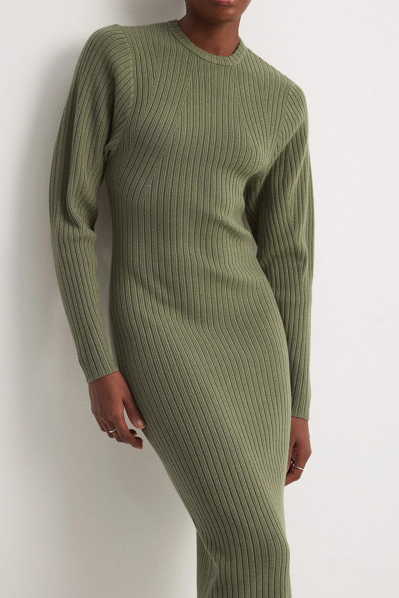 Gestricktes Midi-Kleid
