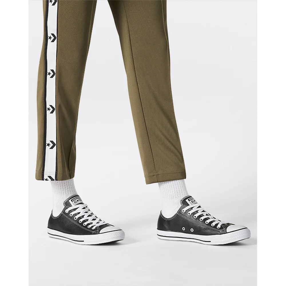 Converse Chuck Taylor All Star Leather Ox 132174C / schwarz