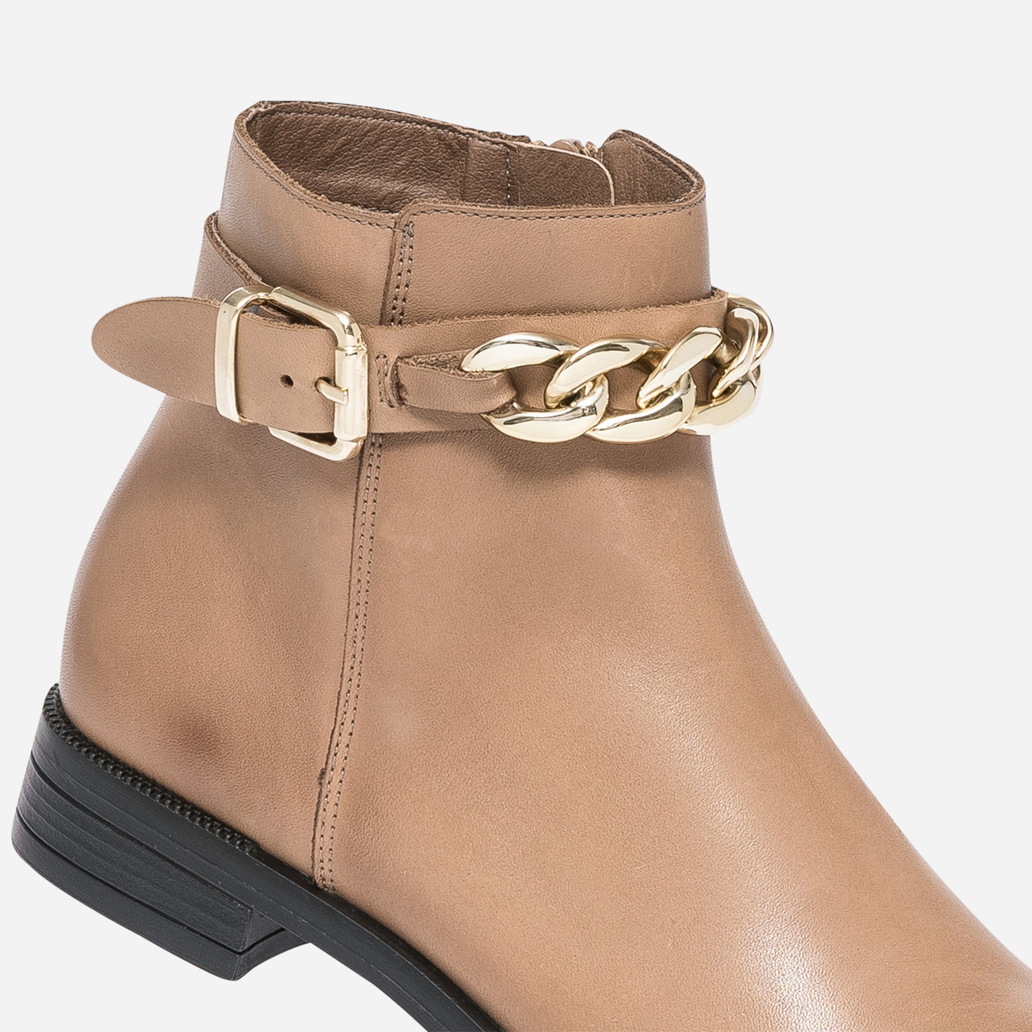 Boots camel éco-conçu en cuir avec maxi-chaîne