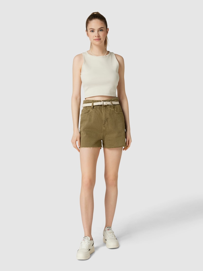 Jeansshorts aus Baumwolle mit Gürtel in khaki