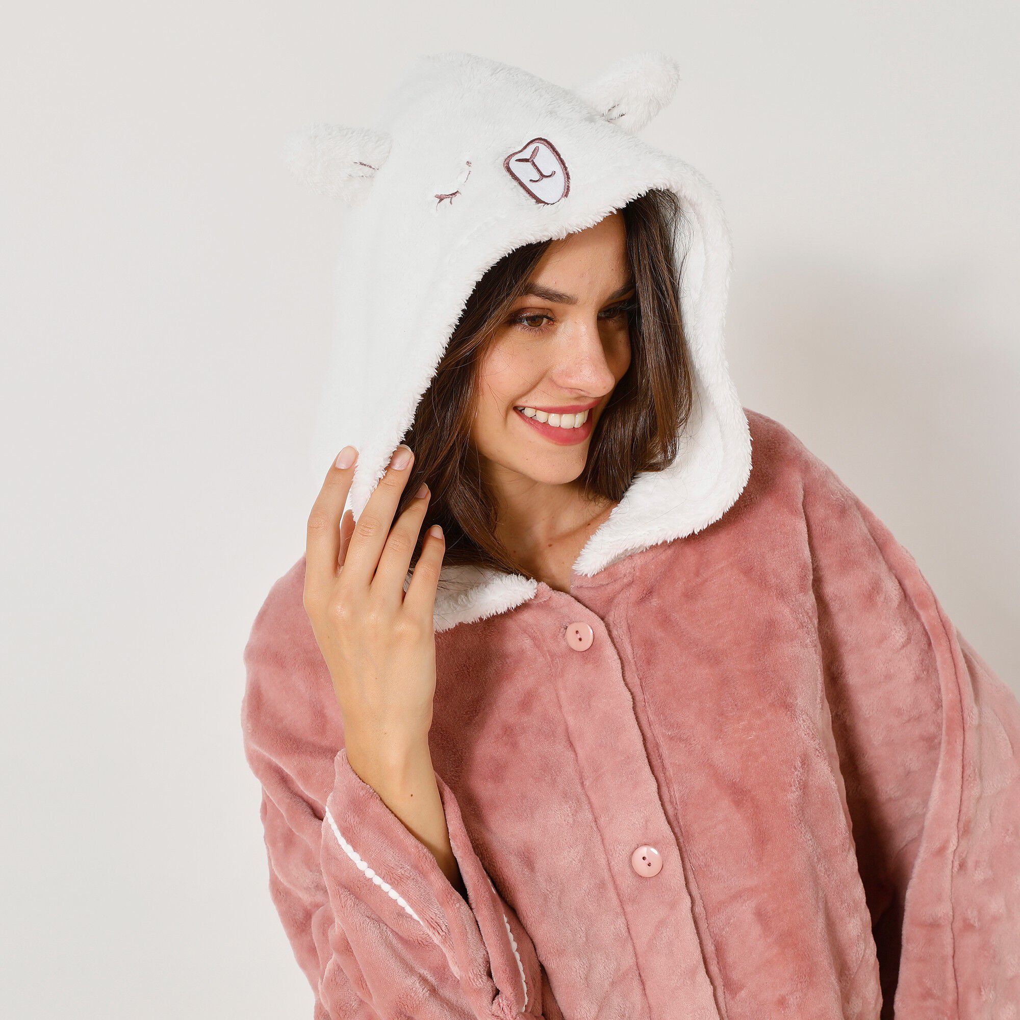 Poncho lama maille polaire texturée, toucher peluche