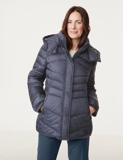 Steppjacke mit abnehmbarer Kapuze