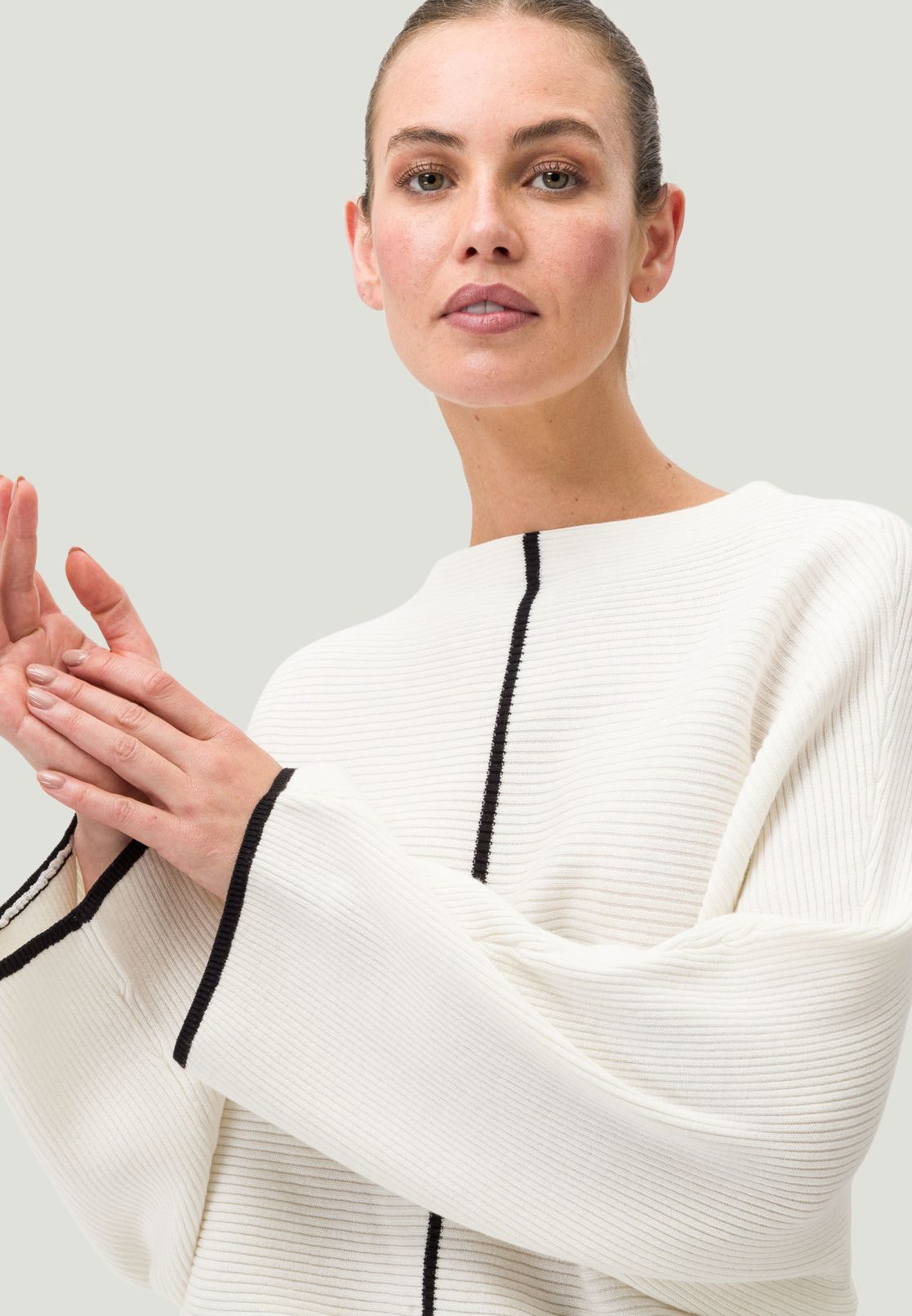 Pullover mit Trompetenärmeln