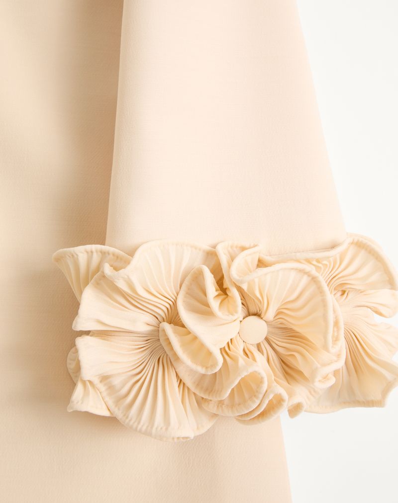 Vestido curto de crepe de alta costura