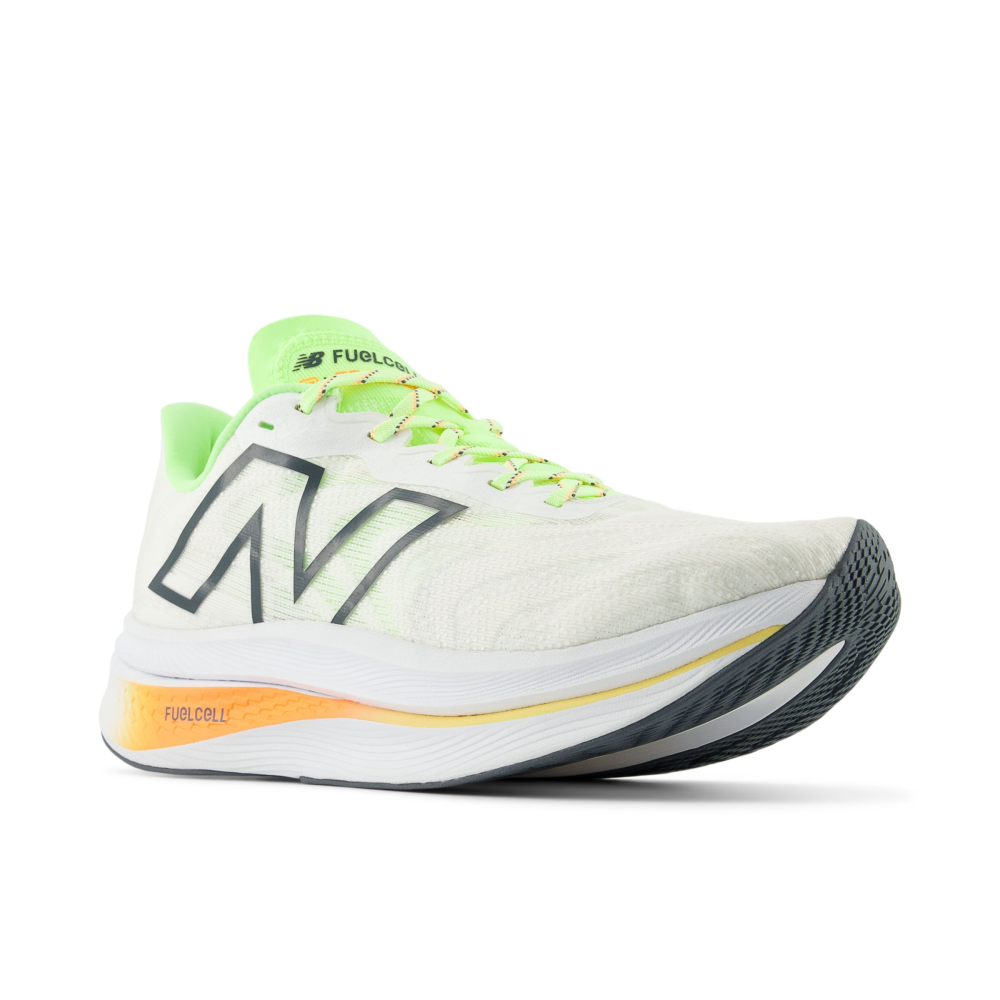 New Balance FuelCell SuperComp Trainer v2 MRCXCA3 / weiss
