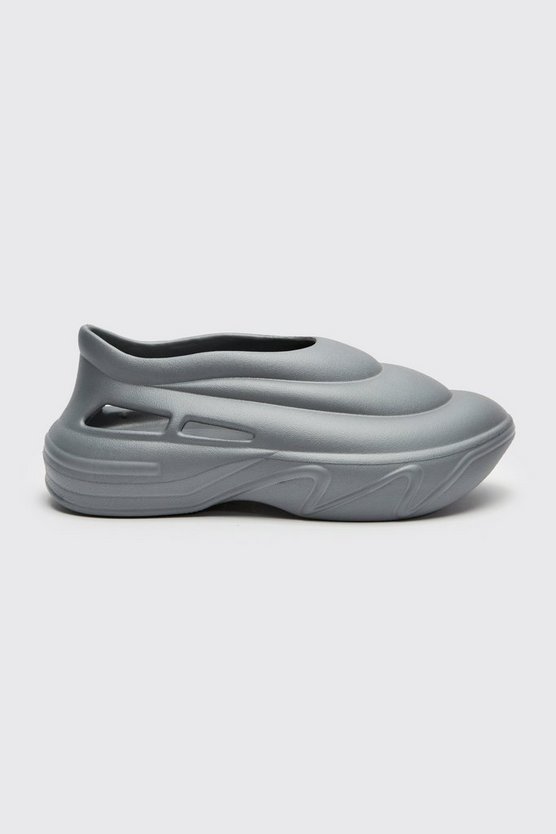 Geformte Laufschuhe