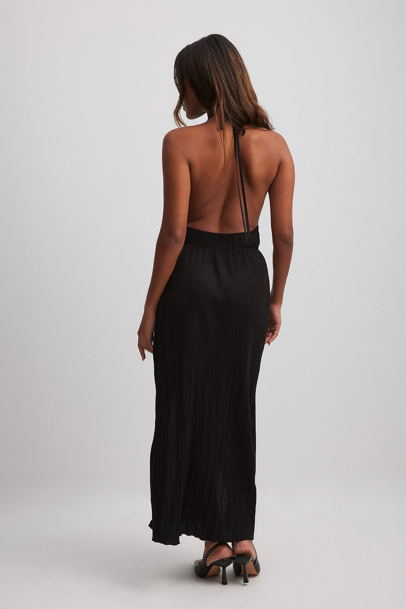 Strukturiertes Maxikleid mit Neckholder