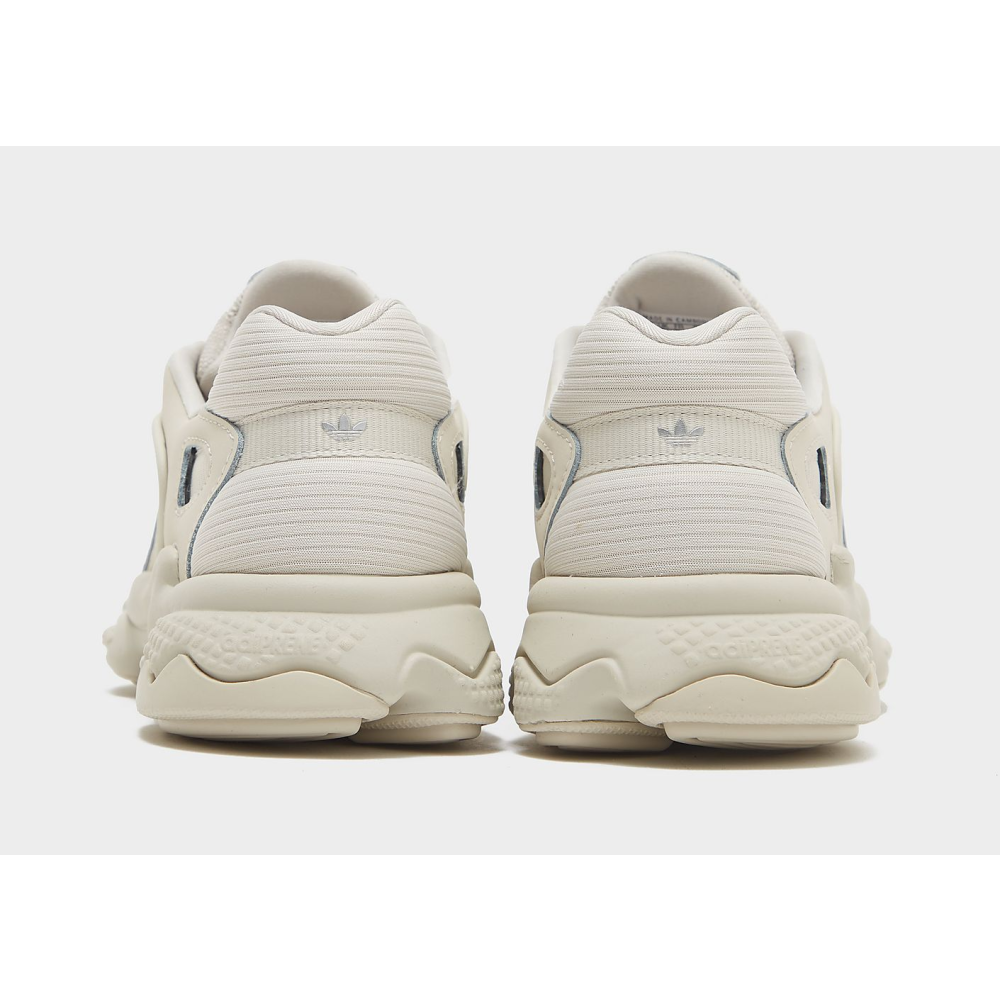 adidas Oztral IG7397 / braun